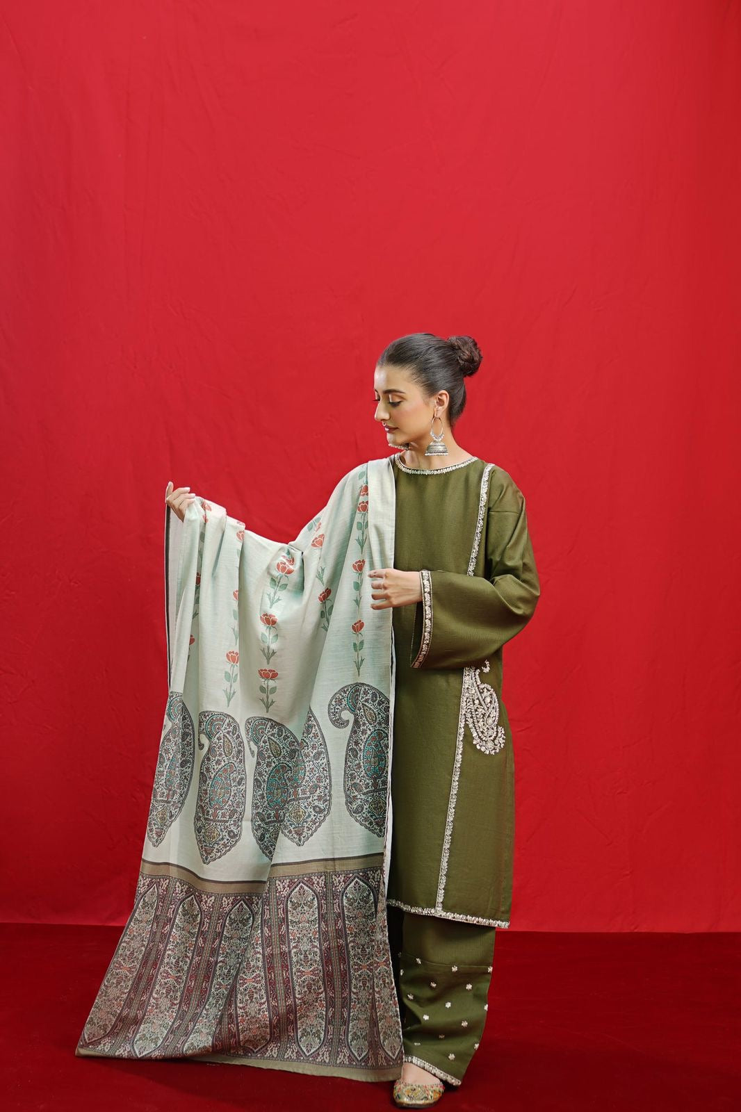 URGE-HEAVY EMBROIDERED DHANAK WINTER COLLECTION UNSTICHED 3PC (SL-0619)