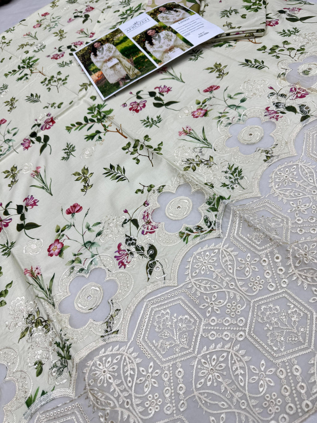 SARDINIA WHITE TULIP-DAMAN BORING PRINTED EMBROIDERED LINEN 3PC (SL-37