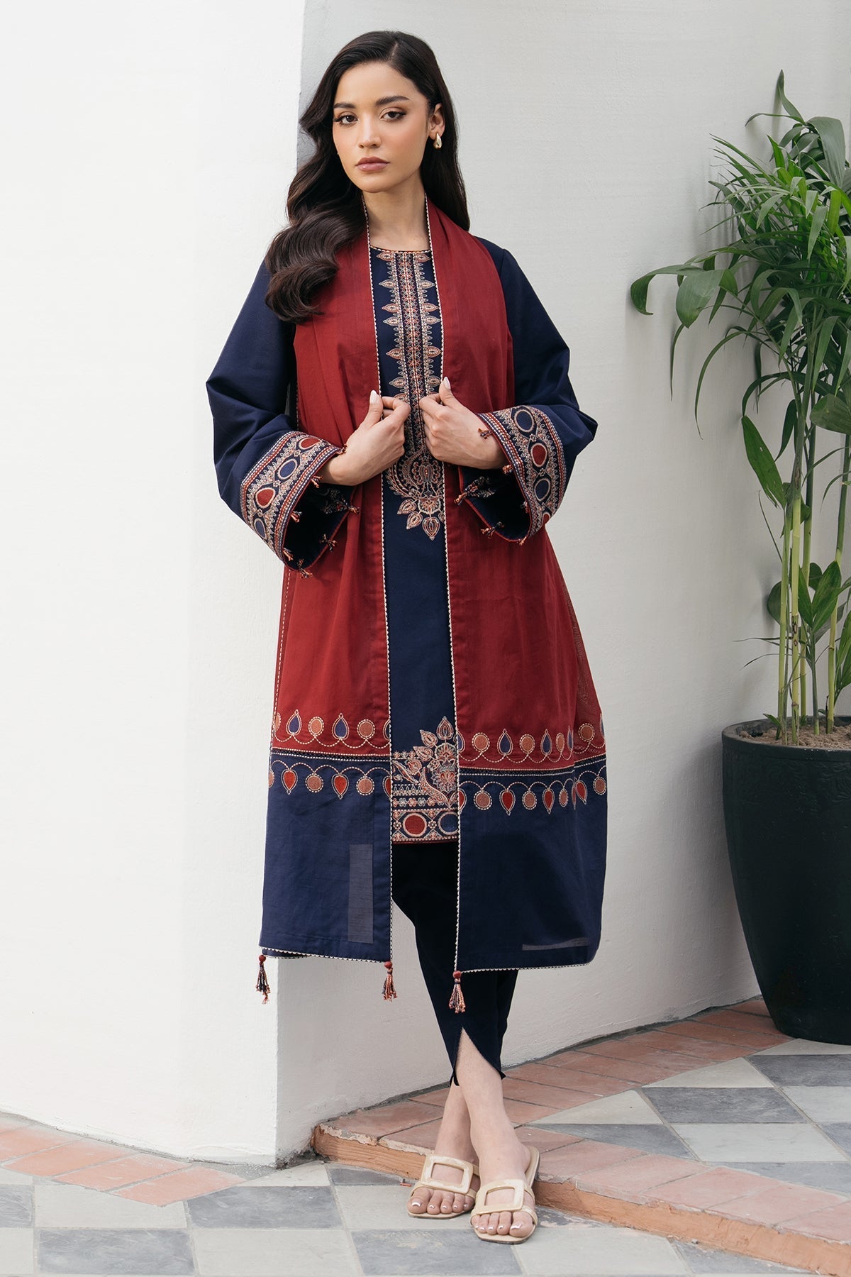JAZMINE-EMBROIDERED DHANAK UNSTICHED 3PC (SL-9179)