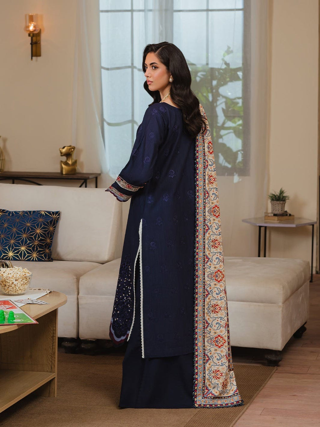 MAHNUT - EMBROIDERED DHANAK UNSTICHED 3PC (SL-2495)