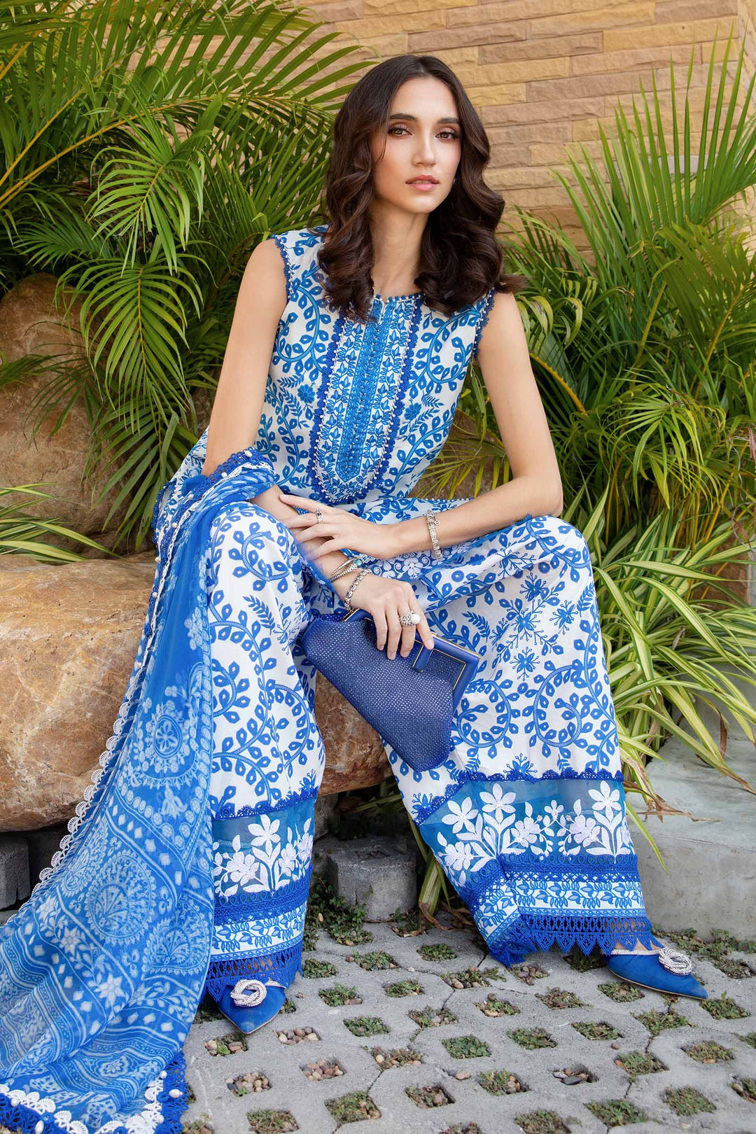MARIA B PRINTED EMBROIDERED LINEN UNSTICHED 3pc (SL-9262)