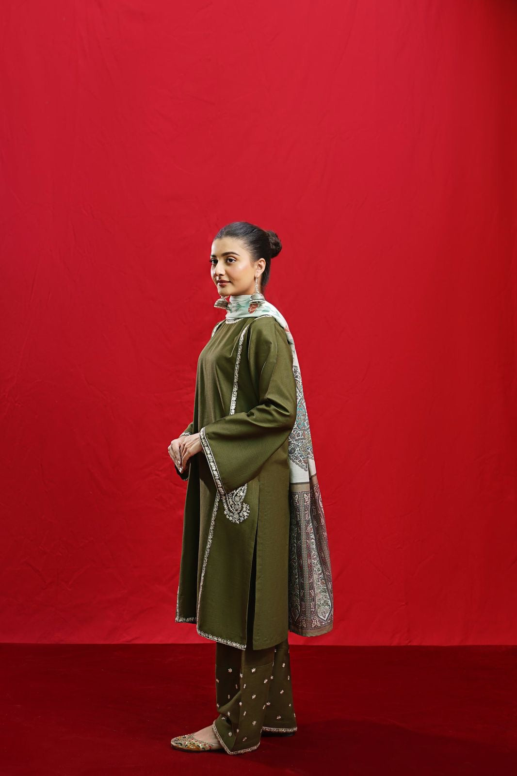 URGE-HEAVY EMBROIDERED DHANAK WINTER COLLECTION UNSTICHED 3PC (SL-0619)