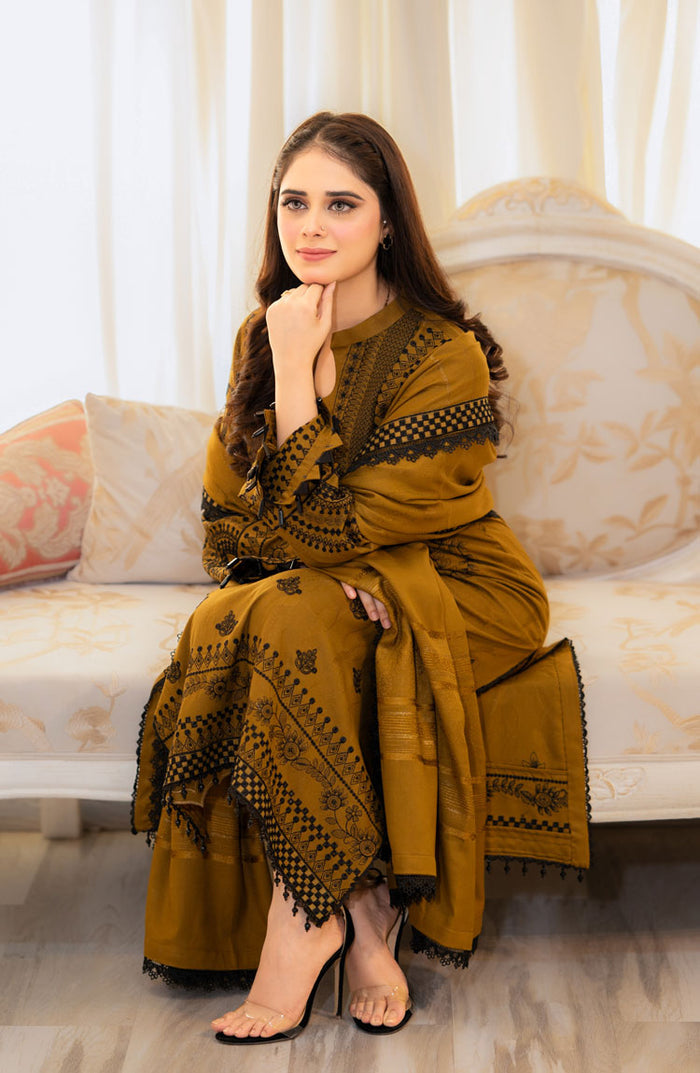 Zainii’s Mustard Embroidered Dhanak Unstiched 3pc WITH EMBROIDERED DHANAK SHAWL (SL-1155)